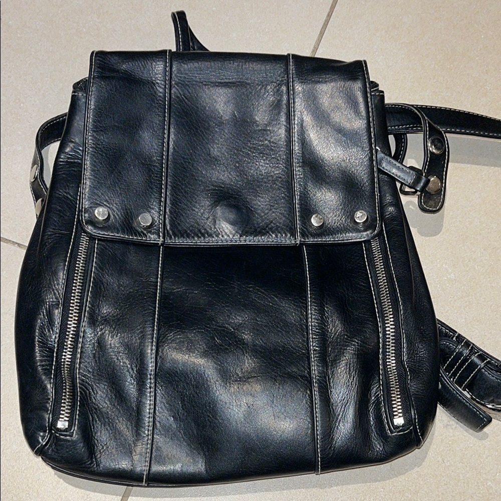 Perlina Black Leather Backpack